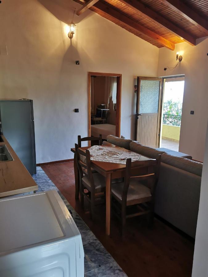 Villa Anna Sarandë Buitenkant foto